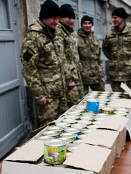 Патріарх Філарет передав різдвяні подарунки - партію гуманітарної допомоги для українських воїнів
